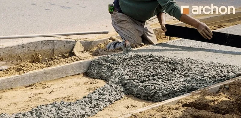 Chudy beton pod fundamenty – klucz do solidnych podstaw Twojego budynku