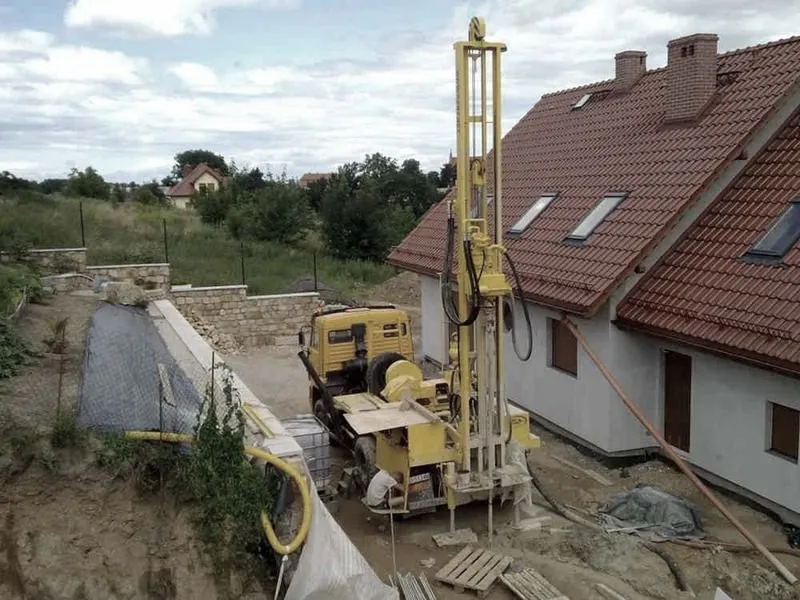 Jak głęboko wiercić pod pompę ciepła? Praktyczne porady dla inwestorów