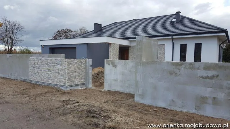 Jak wybrać idealny styropian na ogrodzenie dla Twojej posesji?