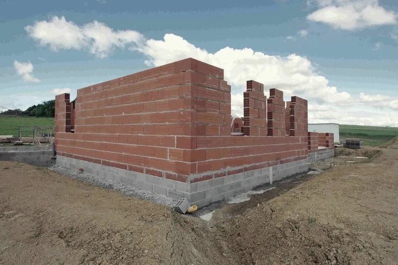 Jak zrealizować budowę domu 2026 krok po kroku? Przewodnik dla przyszłych właścicieli