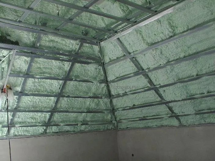 Skuteczne sposoby na ocieplenie skosów betonowych w Twoim domu