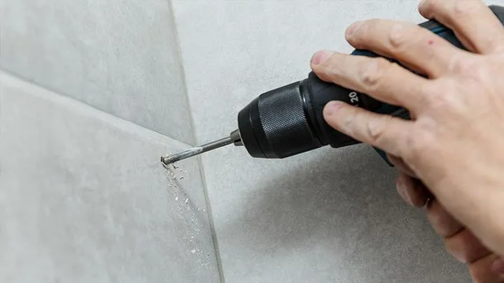 Skuteczne techniki wiercenia otworów w gresie: co musisz wiedzieć?