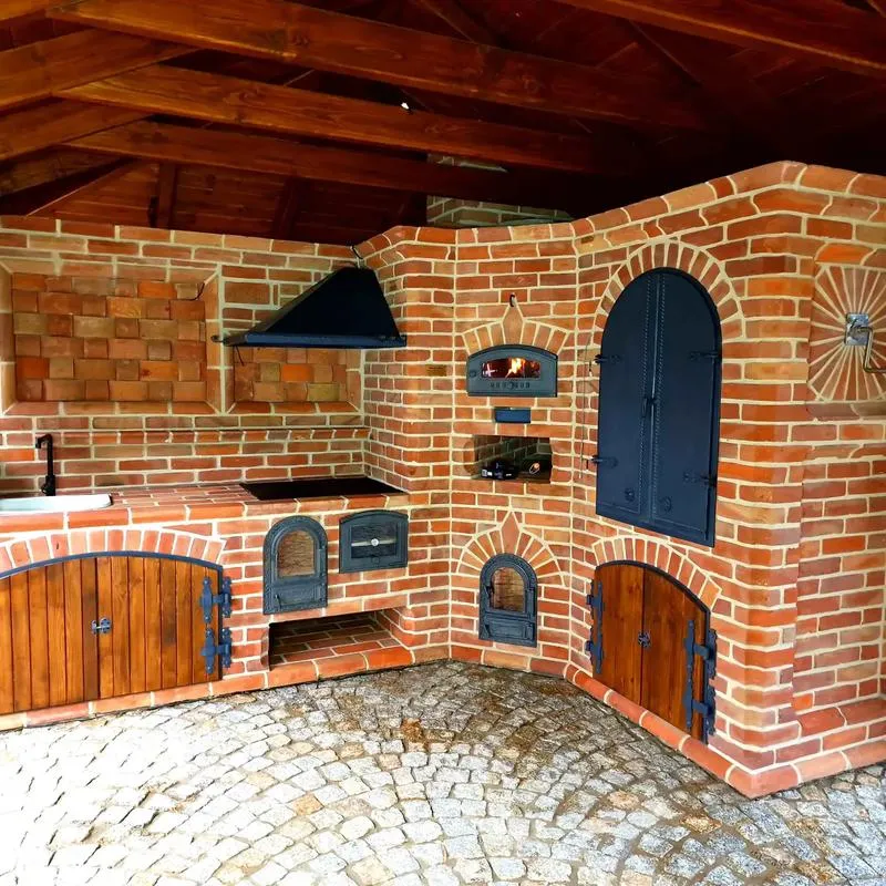 Twój wymarzony grill: jak stworzyć wędzarnię z cegły krok po kroku