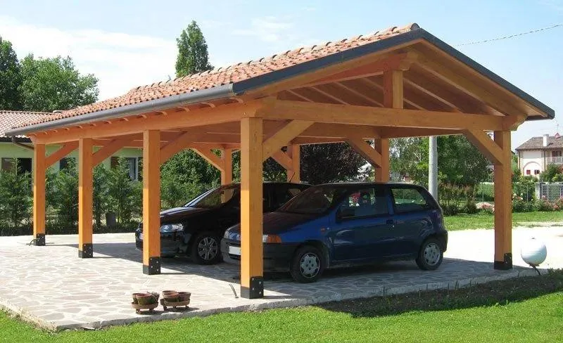 Budowa wiaty drewnianej