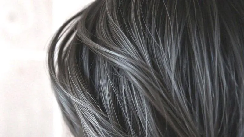 Krycie siwych odrostów