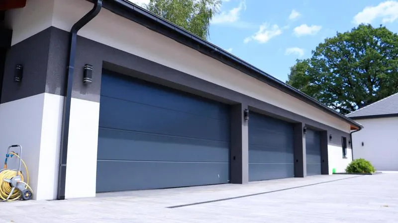 Montaż bramy garażowej segmentowej