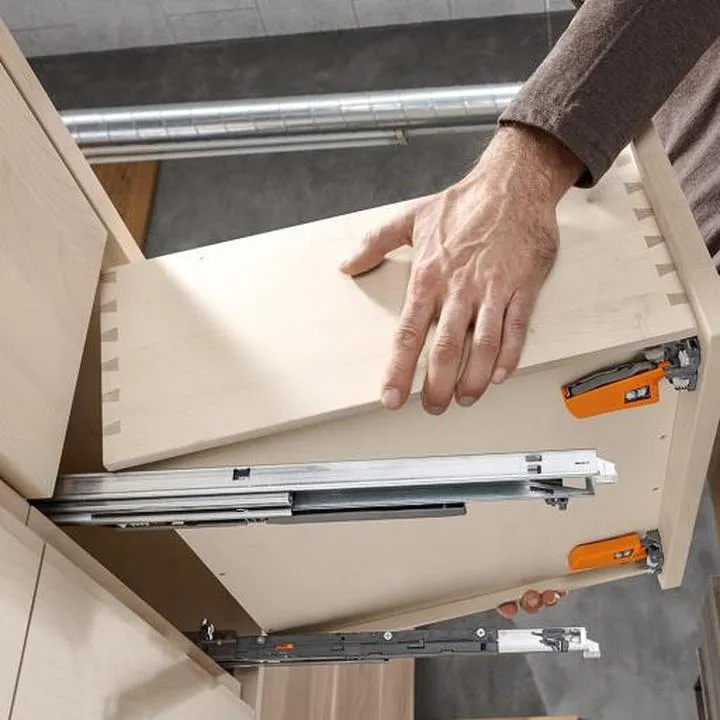 Prowadnice TANDEM Blum